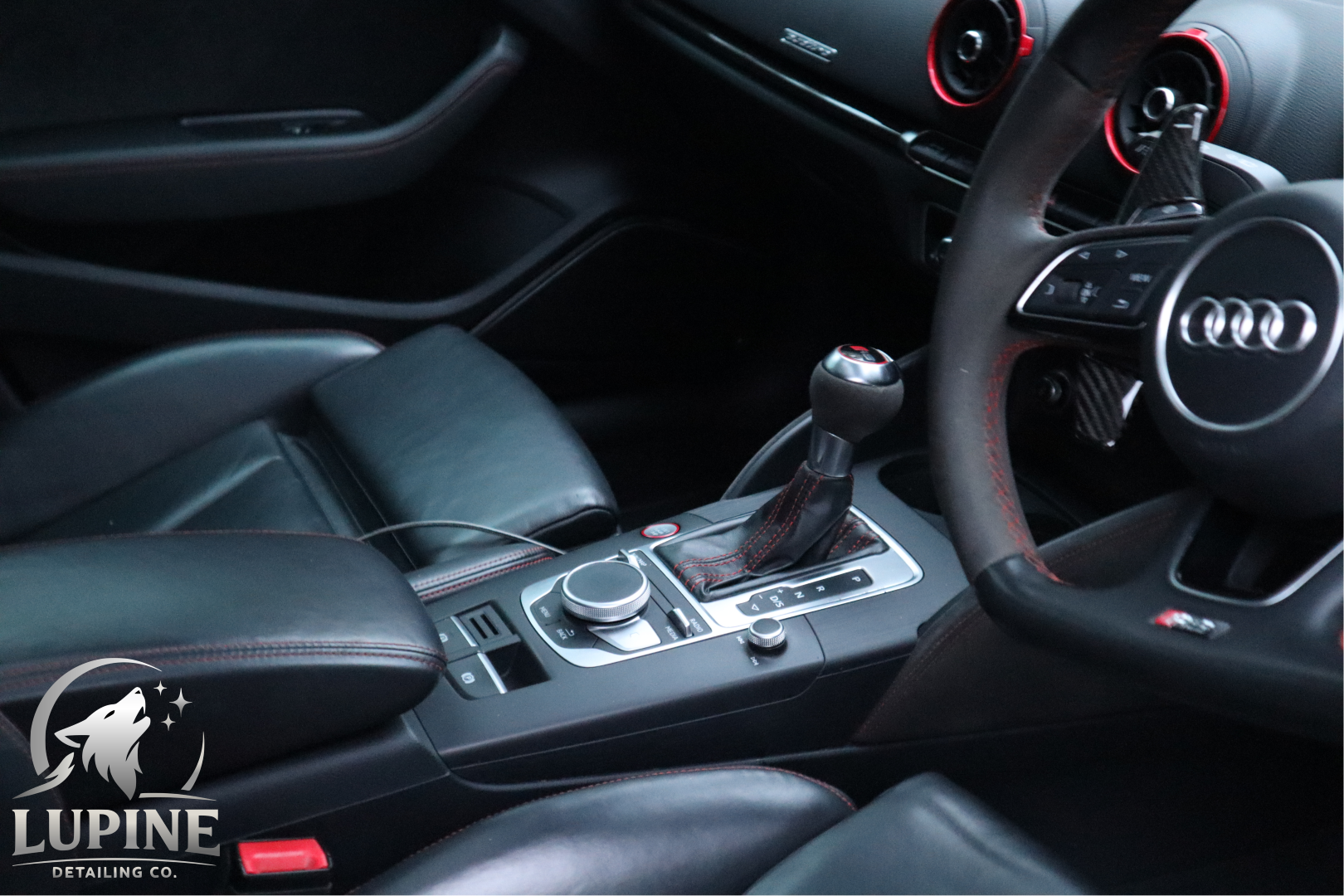 RS3 front right interior after detail