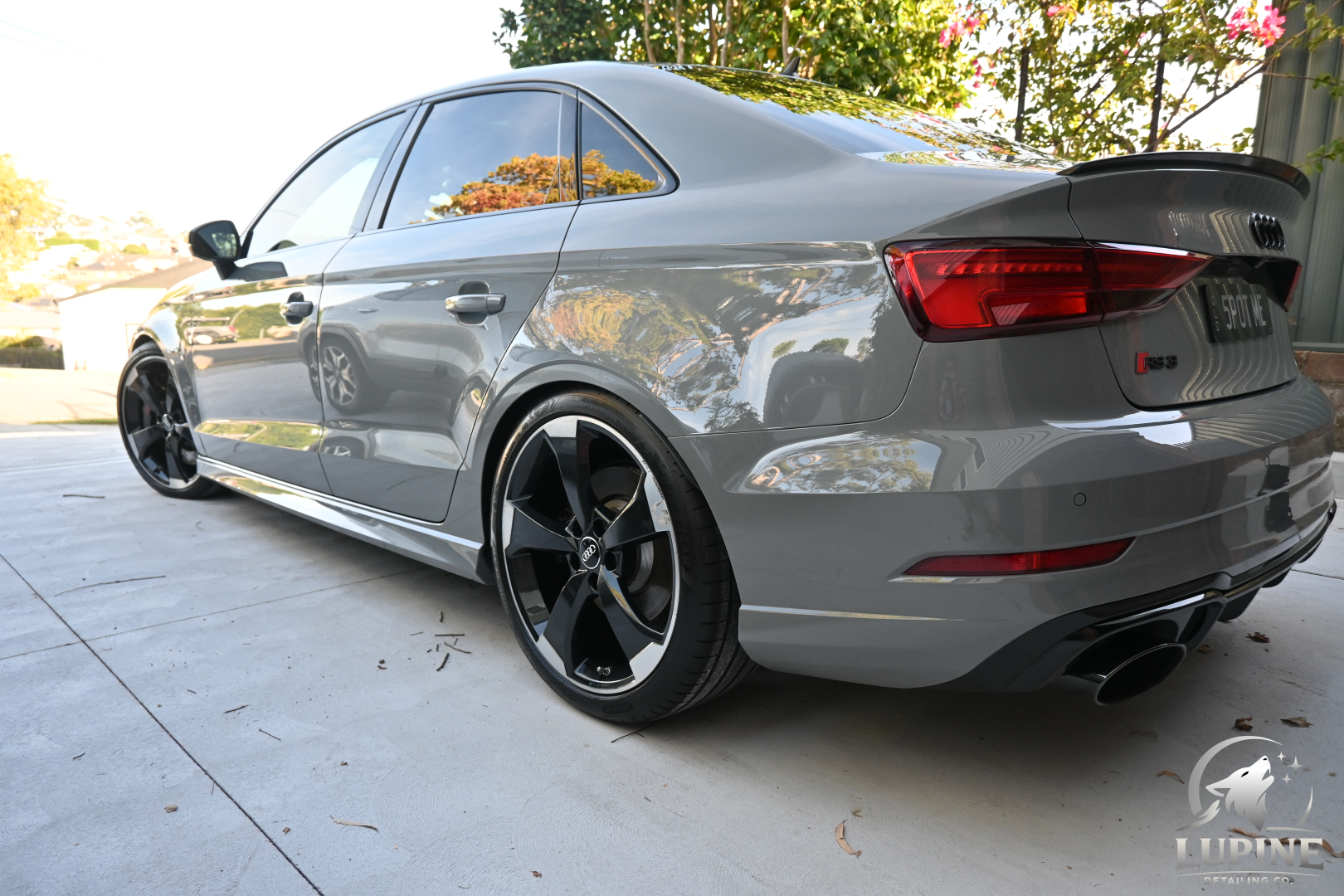 RS3 rear light after detail